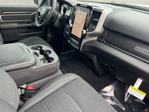 New 2026 RAM 3500 Big Horn AWD/4WD image 11