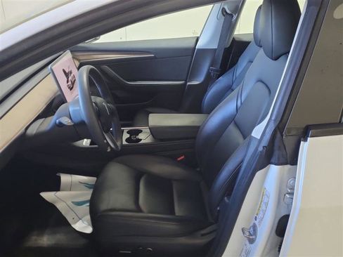 Used 2023 Tesla Model 3 Standard Range RWD image 6