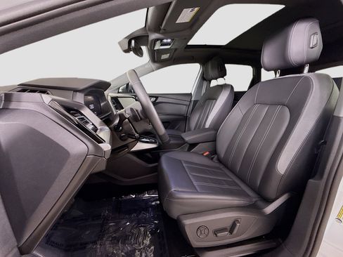 Used 2023 Audi Q4 e-tron Premium Plus w/ Premium Plus image 22