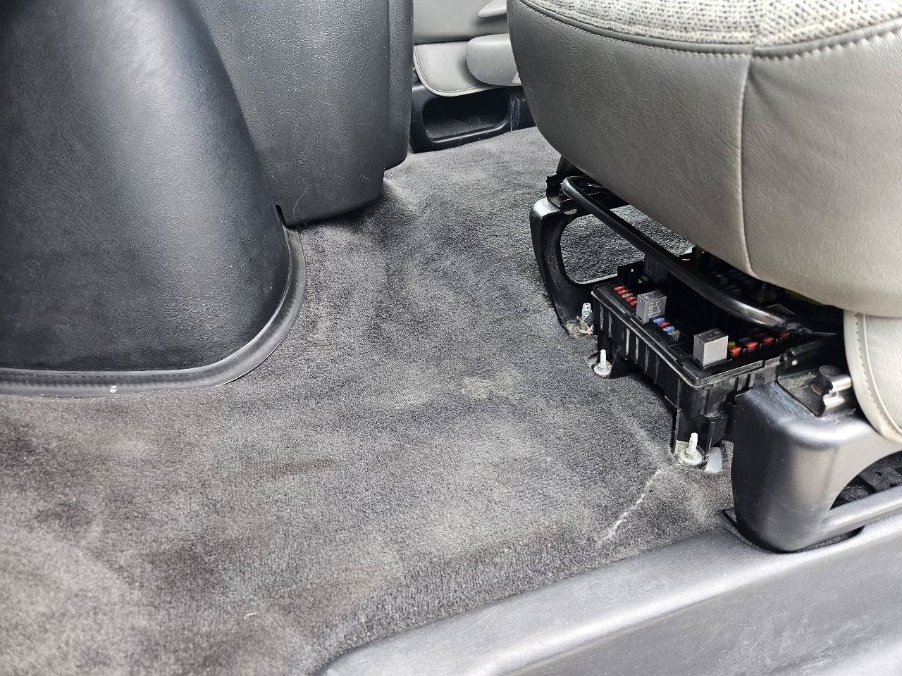 Used 2014 Chevrolet Express 1500 LT w/ LT Preferred Equipment Group AWD/4WD image 16