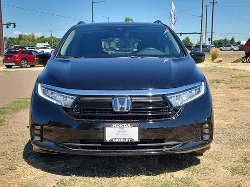 Certified 2024 Honda Odyssey Touring image 8