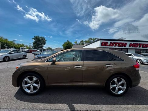 Used 2009 Toyota Venza w/ Comfort Pkg FWD image 9