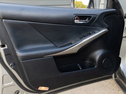 Used 2015 Lexus IS 250 AWD w/ F-Sport Package image 9