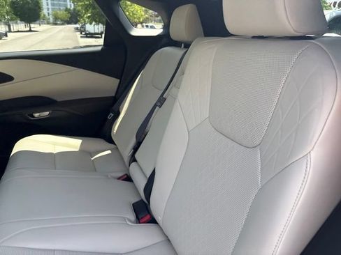 Used 2025 Lexus RX 350 Premium Plus w/ Convenience Package FWD image 4