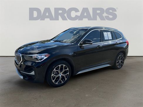 Used 2021 BMW X1 xDrive28i w/ Convenience Package image 3
