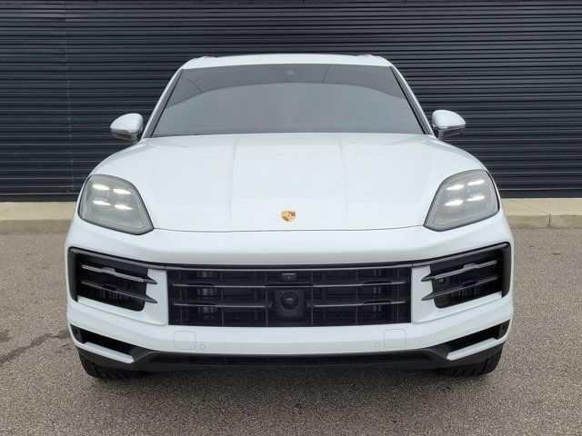 Used 2025 Porsche Cayenne S w/ Premium Package Plus AWD/4WD image 10