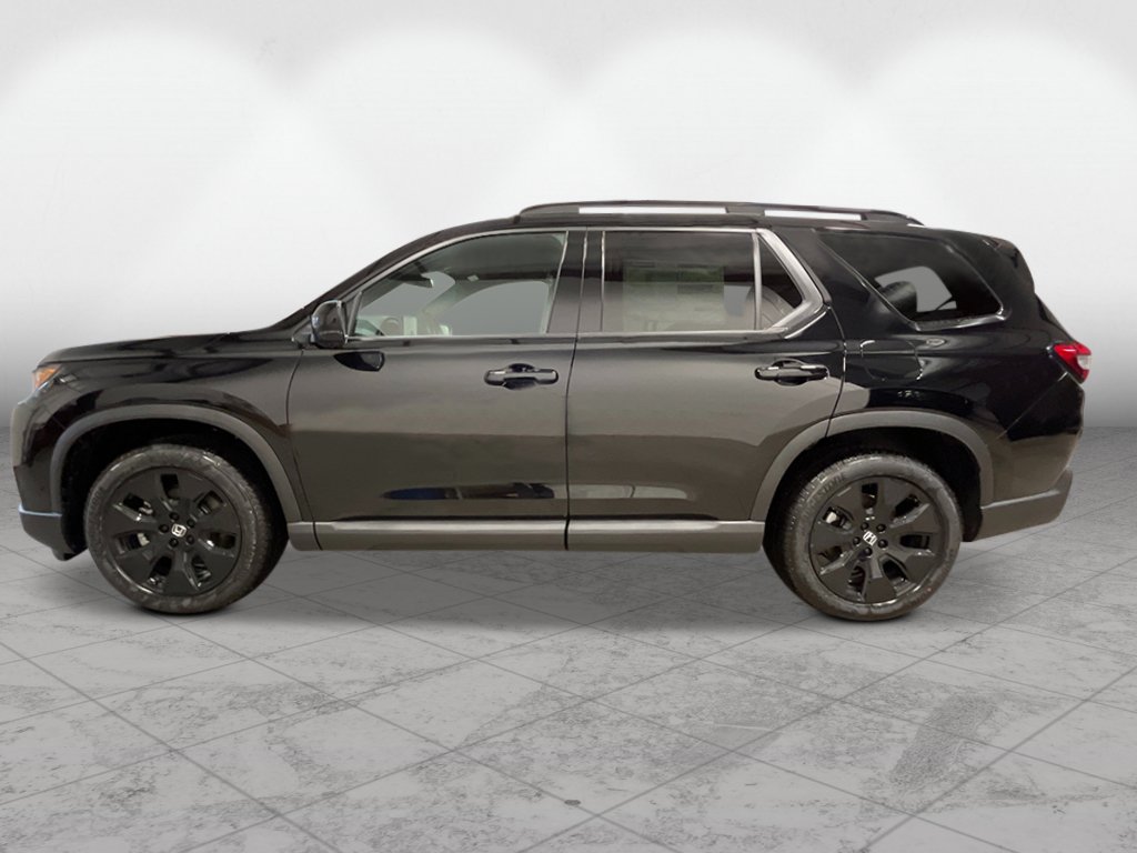New 2026 Honda Pilot Black Edition image 2