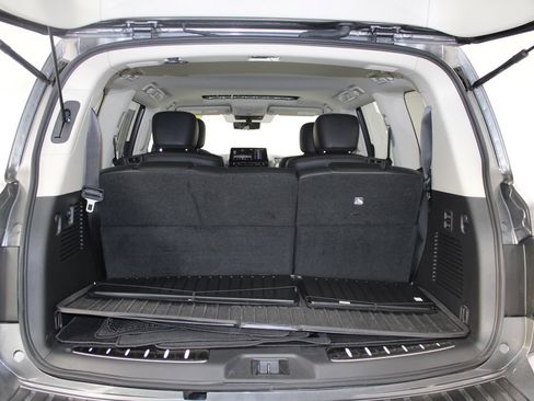 Used 2024 Nissan Armada Platinum w/ Captain's Chairs Package image 16