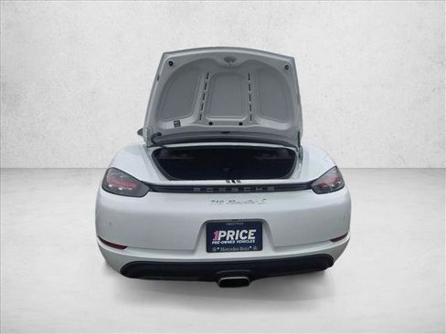 Used 2025 Porsche 718 Boxster RWD image 8