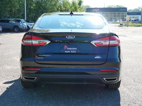 Used 2019 Ford Fusion SE AWD/4WD image 5