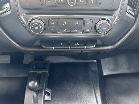 Used 2018 Chevrolet Silverado 3500 W/T w/ WT Convenience Package AWD/4WD image 33