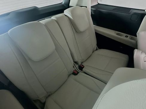 New 2026 Mercedes-Benz GLS 450 4MATIC image 28