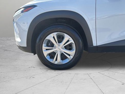 Certified 2024 Chevrolet Trax LS w/ Driver Confidence Package image 26