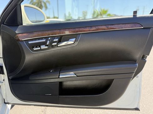 Used 2009 Mercedes-Benz S 550 image 13