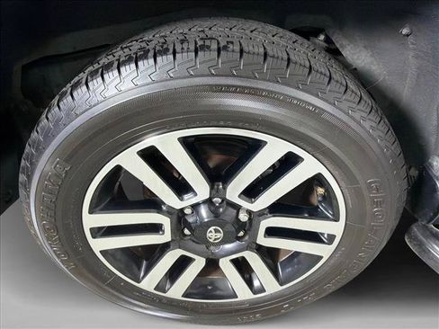 Used 2016 Toyota 4Runner Limited RWD image 19
