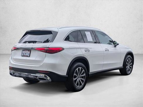 Used 2026 Mercedes-Benz GLC 300 4MATIC image 5