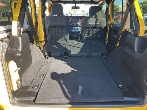 Used 2020 Jeep Wrangler Unlimited Rubicon image 39