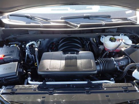 Used 2025 GMC Yukon Denali AWD/4WD image 14
