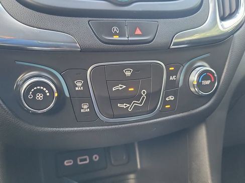 Used 2023 Chevrolet Equinox LT w/ LPO, Floor Liner Package AWD/4WD image 15