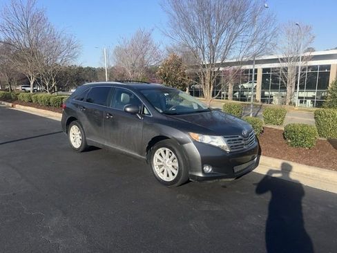 Used 2010 Toyota Venza AWD image 3