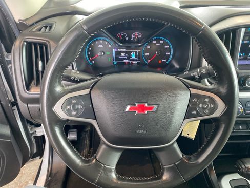 Used 2018 Chevrolet Colorado LT w/ Redline Special Edition image 6