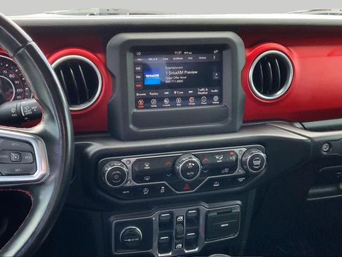 Used 2021 Jeep Gladiator Rubicon w/ LED Lighting Group AWD/4WD image 7