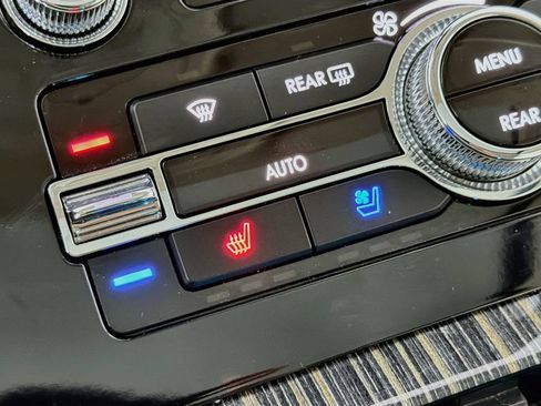 Used 2023 Lincoln Navigator L Black Label AWD/4WD image 20