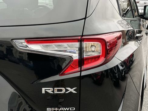 Certified 2024 Acura RDX SH-AWD w/ Advance Package image 11