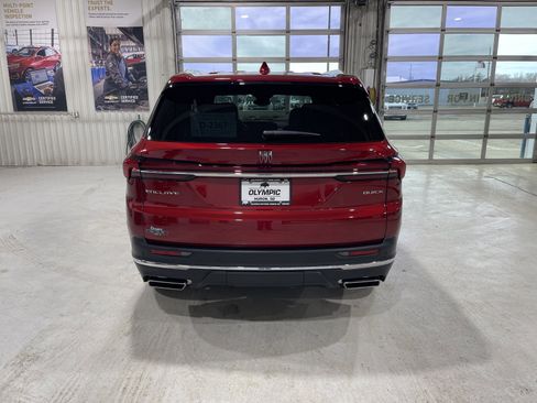 Used 2025 Buick Enclave Preferred w/ LPO, Floor Liner Package image 7