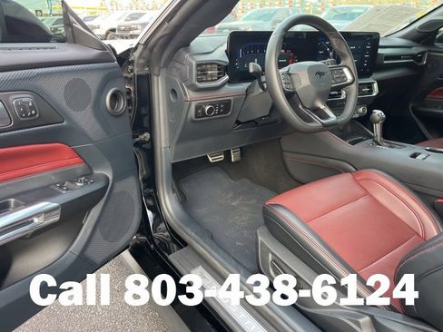Used 2024 Ford Mustang Premium image 5
