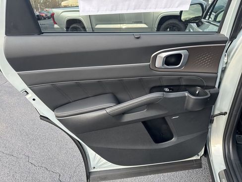 New 2026 Kia Sorento SX image 14