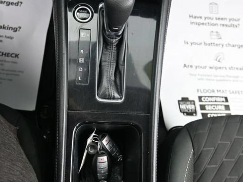 Used 2021 Nissan Kicks SV FWD image 17