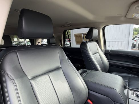 Used 2022 Ford Expedition XLT AWD/4WD image 45