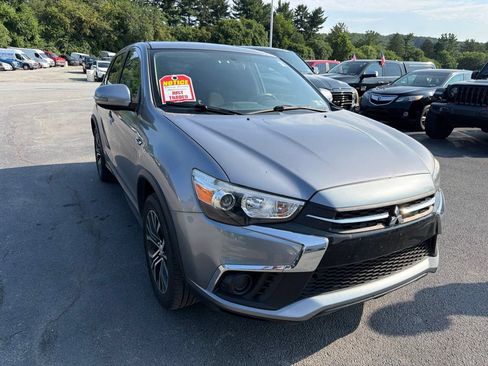 Used 2019 Mitsubishi Outlander Sport ES FWD image 1