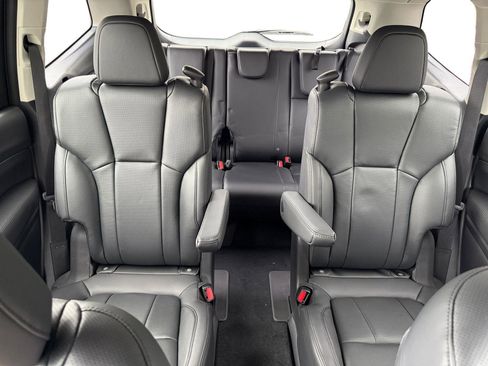 New 2025 Subaru Ascent Bronze Edition image 13