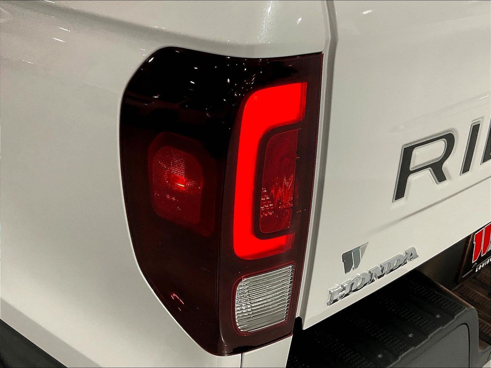 Certified 2025 Honda Ridgeline RTL+ image 24