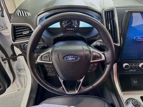 Used 2024 Ford Edge SEL image 15