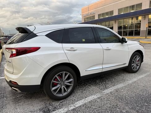 Used 2023 Acura RDX w/ Technology Package FWD image 4