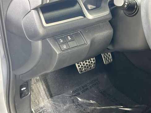 Used 2019 Honda Civic Sport image 10