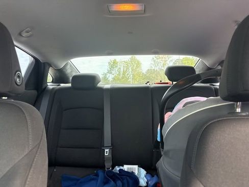 Used 2020 Chevrolet Malibu LS FWD image 26