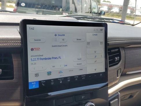 Used 2022 Ford Expedition Limited RWD image 25