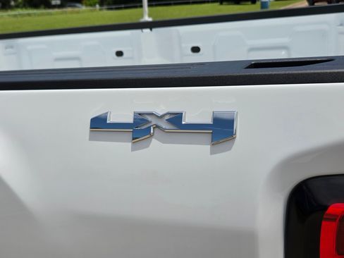 New 2026 GMC Sierra 2500 Pro w/ Convenience Package AWD/4WD image 6