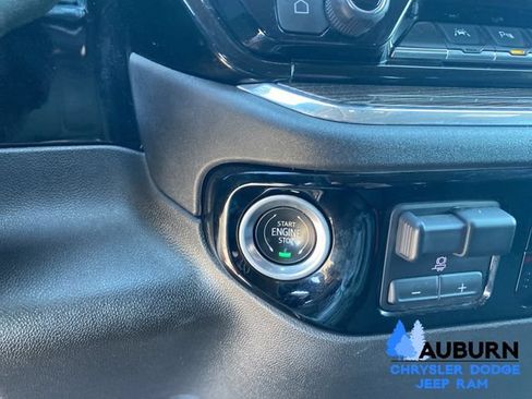 Used 2023 Chevrolet Silverado 1500 LT w/ Convenience Package II AWD/4WD image 39