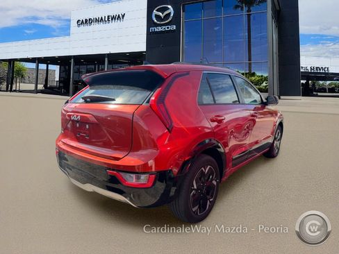 Used 2023 Kia Niro Wind FWD image 4