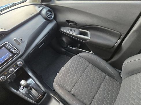 Used 2022 Nissan Kicks S FWD image 14