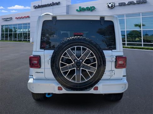 Used 2024 Jeep Wrangler High Altitude image 6