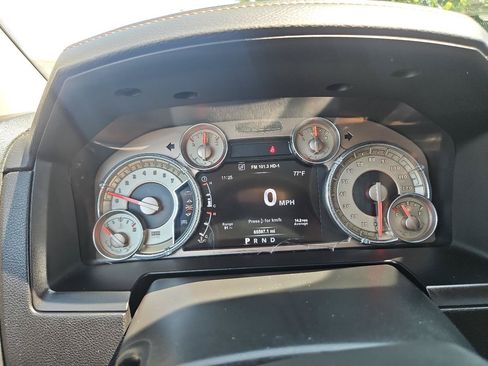 Used 2015 RAM 1500 Laramie Longhorn w/ Convenience Group AWD/4WD image 32