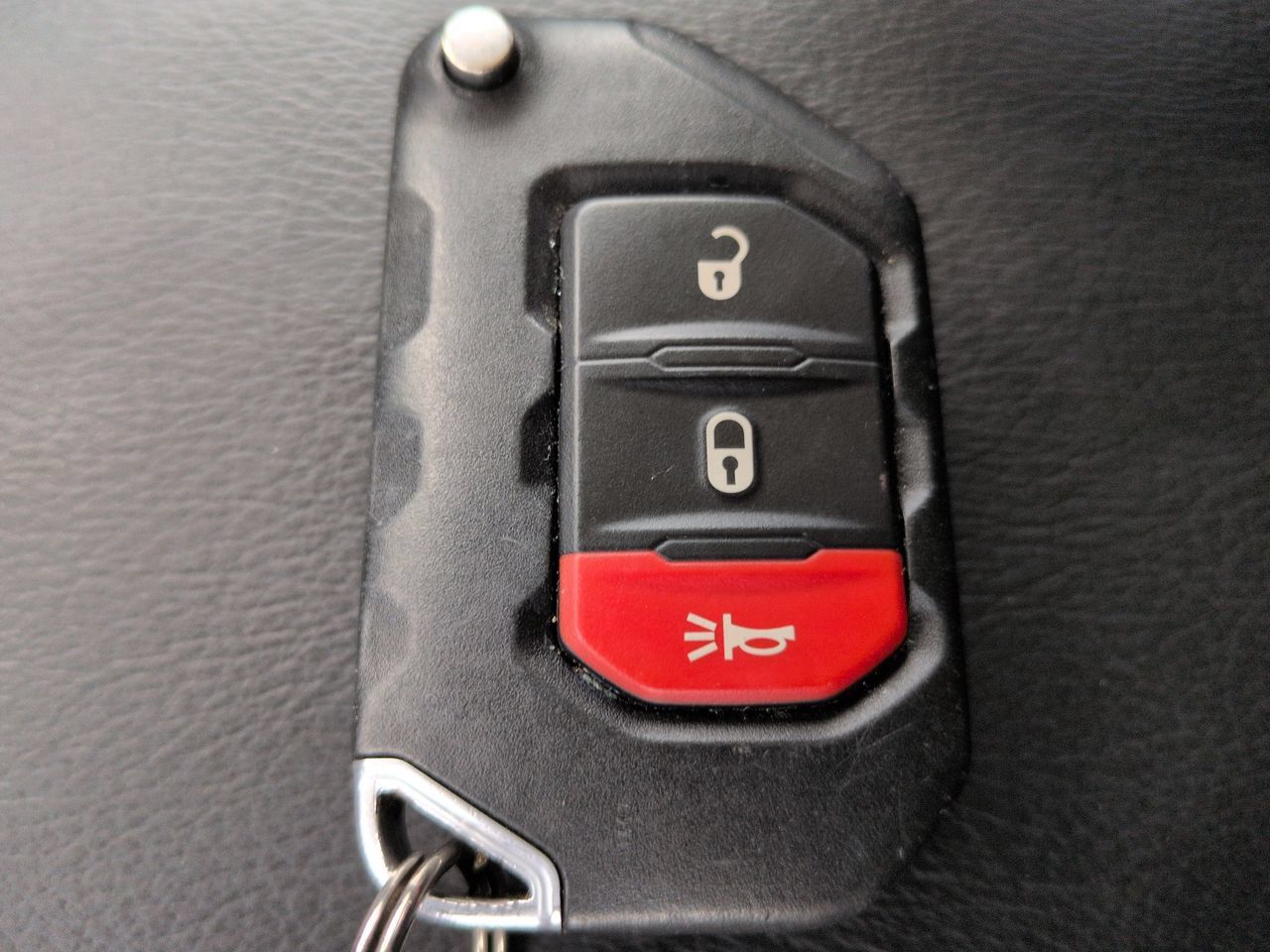 Used 2019 Jeep Wrangler Unlimited Sahara AWD/4WD image 29