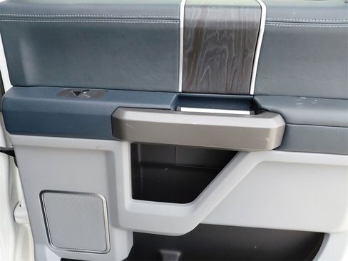 Used 2022 Ford F350 Limited image 21