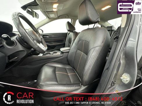 Used 2022 Nissan Altima 2.5 SR AWD/4WD image 15